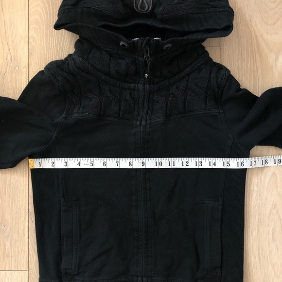 Lululemon Fireside Zip Up Cable Knit Hoodie in Black Size 6 - Picture 8 of 12